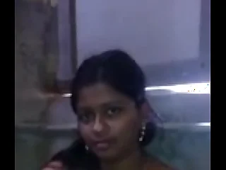 Heena Cute desi babe showing boobs n pussy